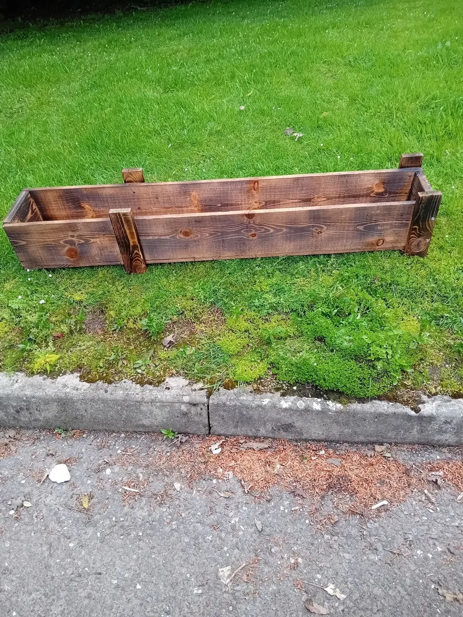 Planter boxes - Image 1