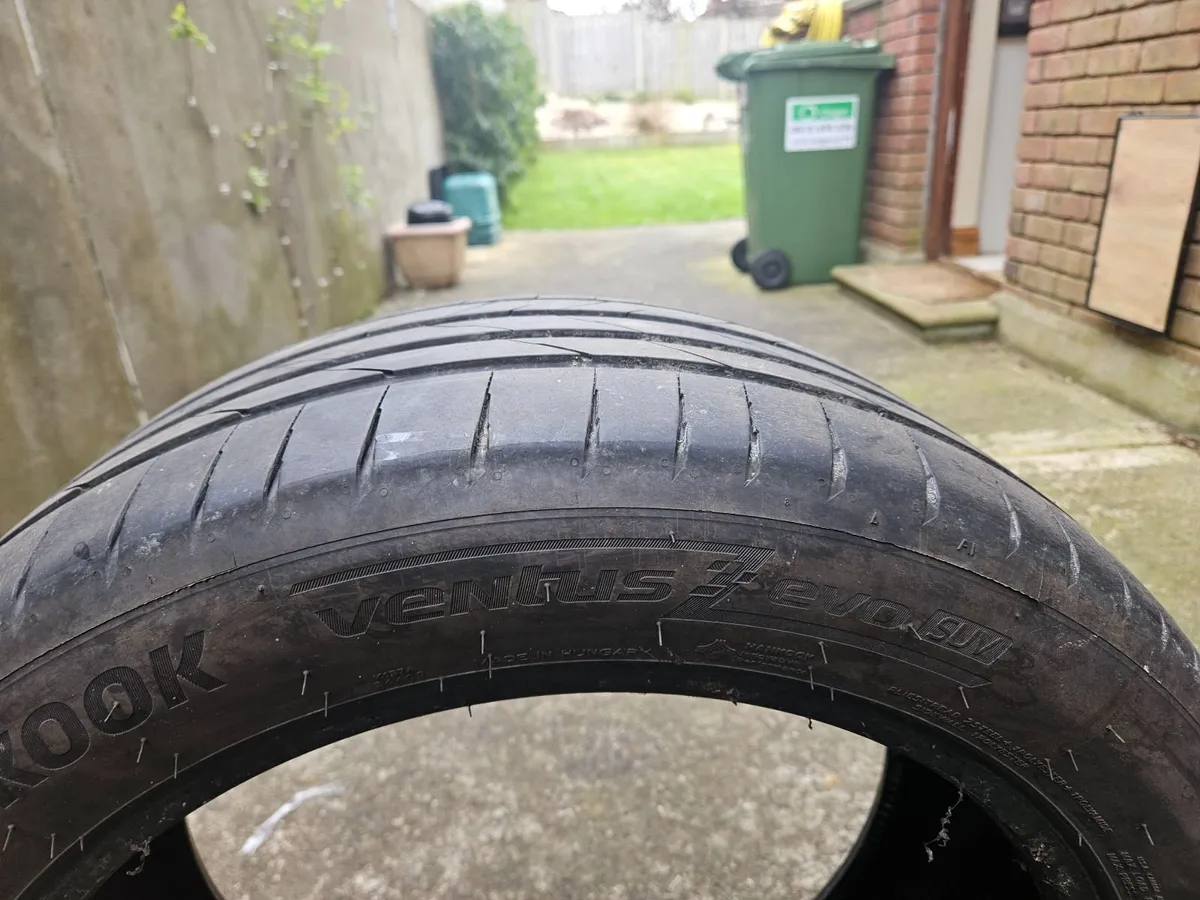 Hancock 255/45 R19 - Image 2