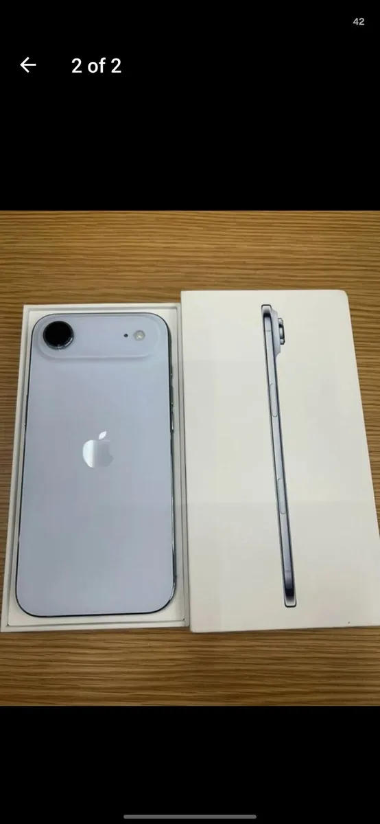 iPhone Air - 256gb - 1 Day Old - Harvey Norman Rec - Image 2