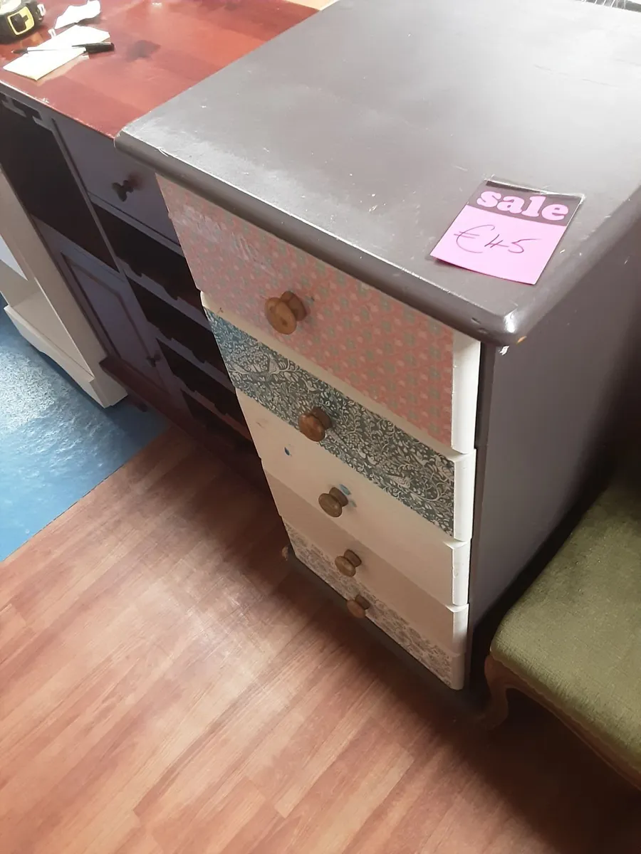 PATTERNED CHEST OF DRAWERS - Image 2