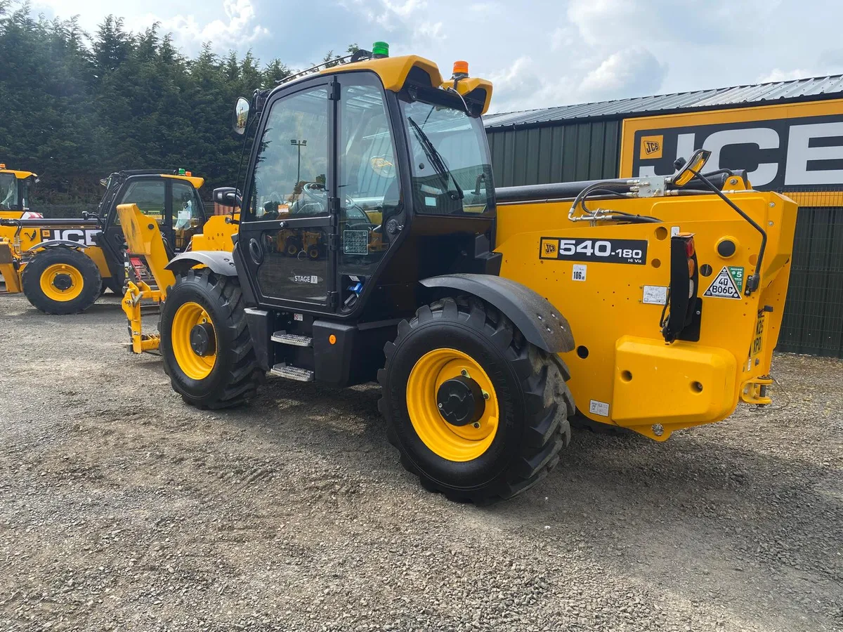 JCB 540V180 TELEHANDLER YEAR 2025 - Image 2