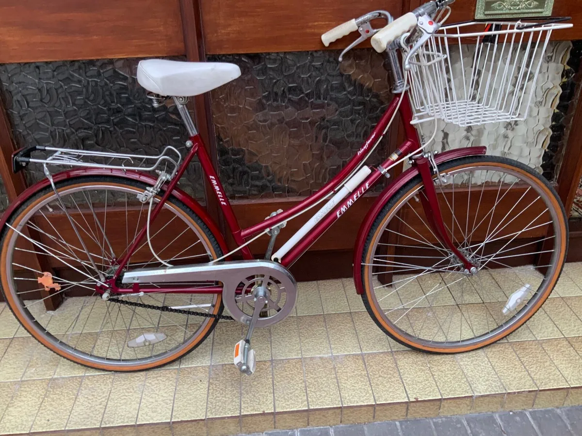 Women’s shopping Bicycle - Image 1