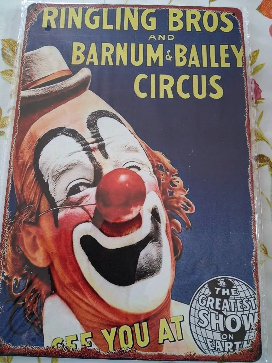 CIRCUS  SIGNS - Image 1