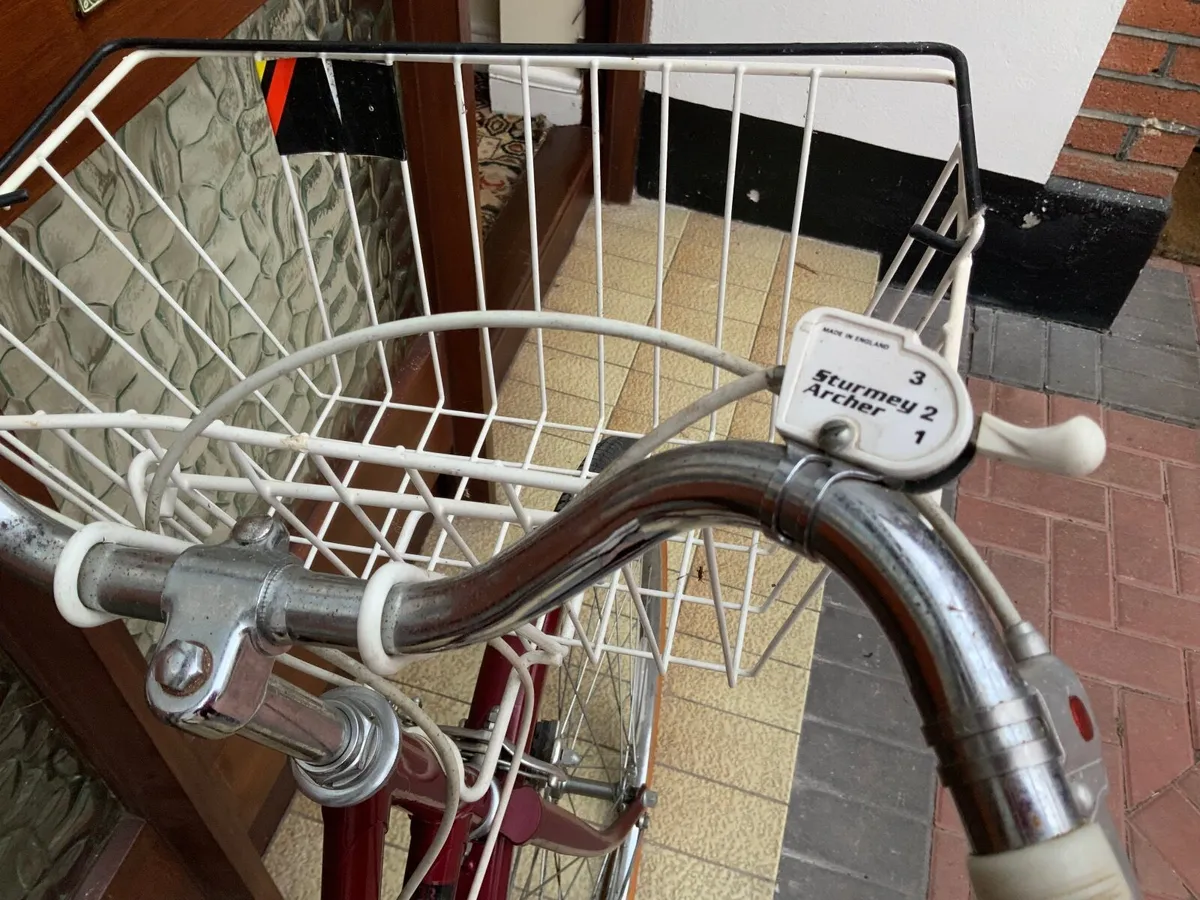 Women’s shopping Bicycle - Image 4
