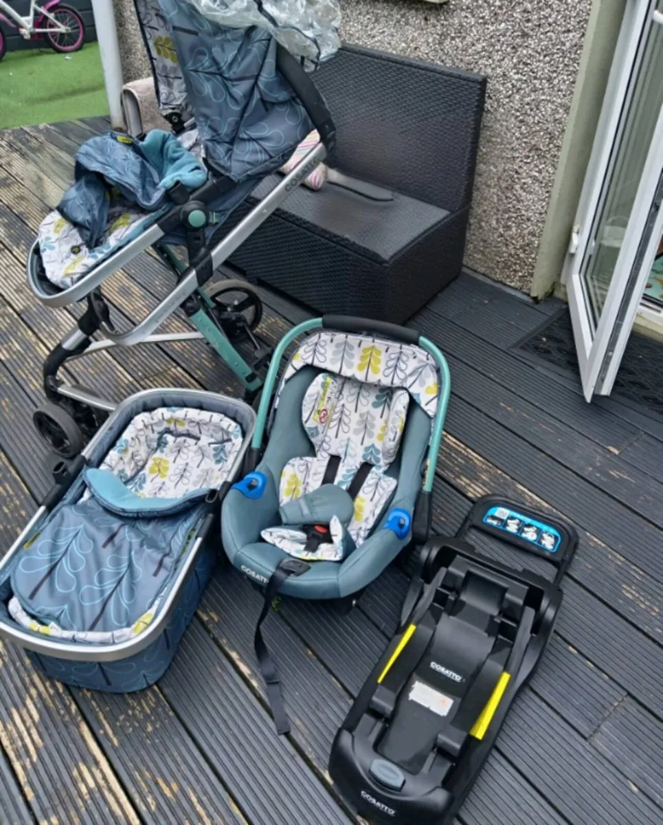 Cosatto giggle 2 full travel system - Image 1