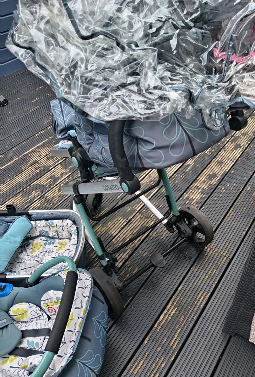 Cosatto giggle 2 full travel system - Image 3