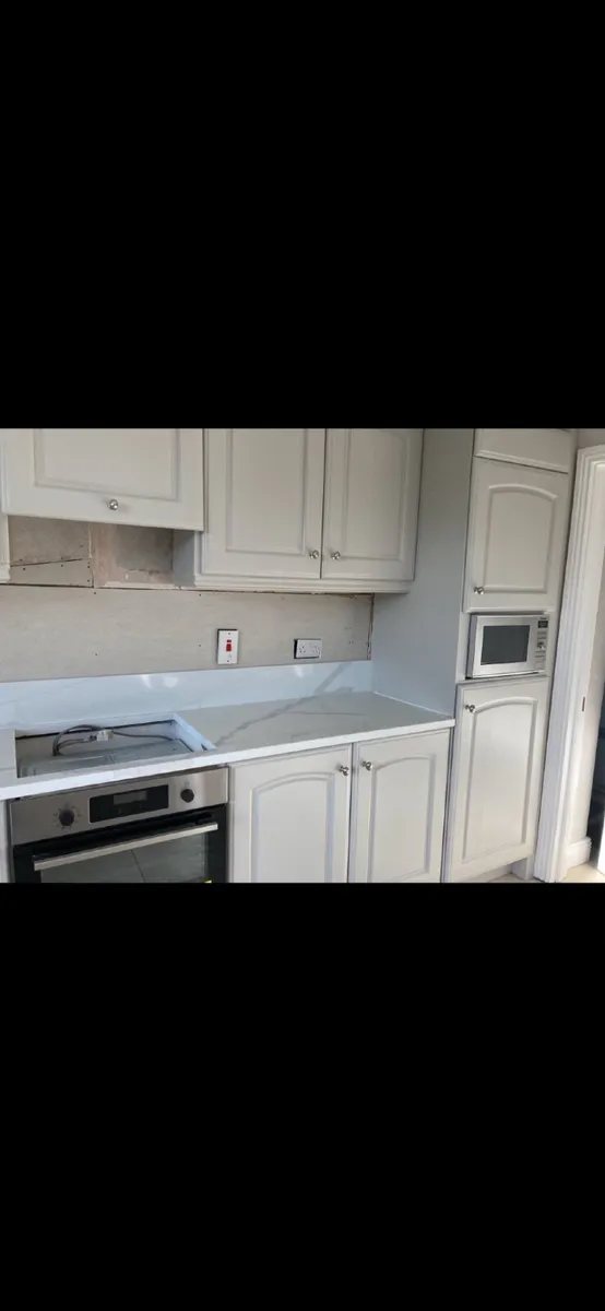 Kitchen Units - Image 1