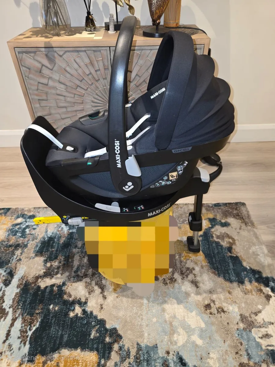 As new Maxi cosi Pebble3 360 with isofix - Image 2