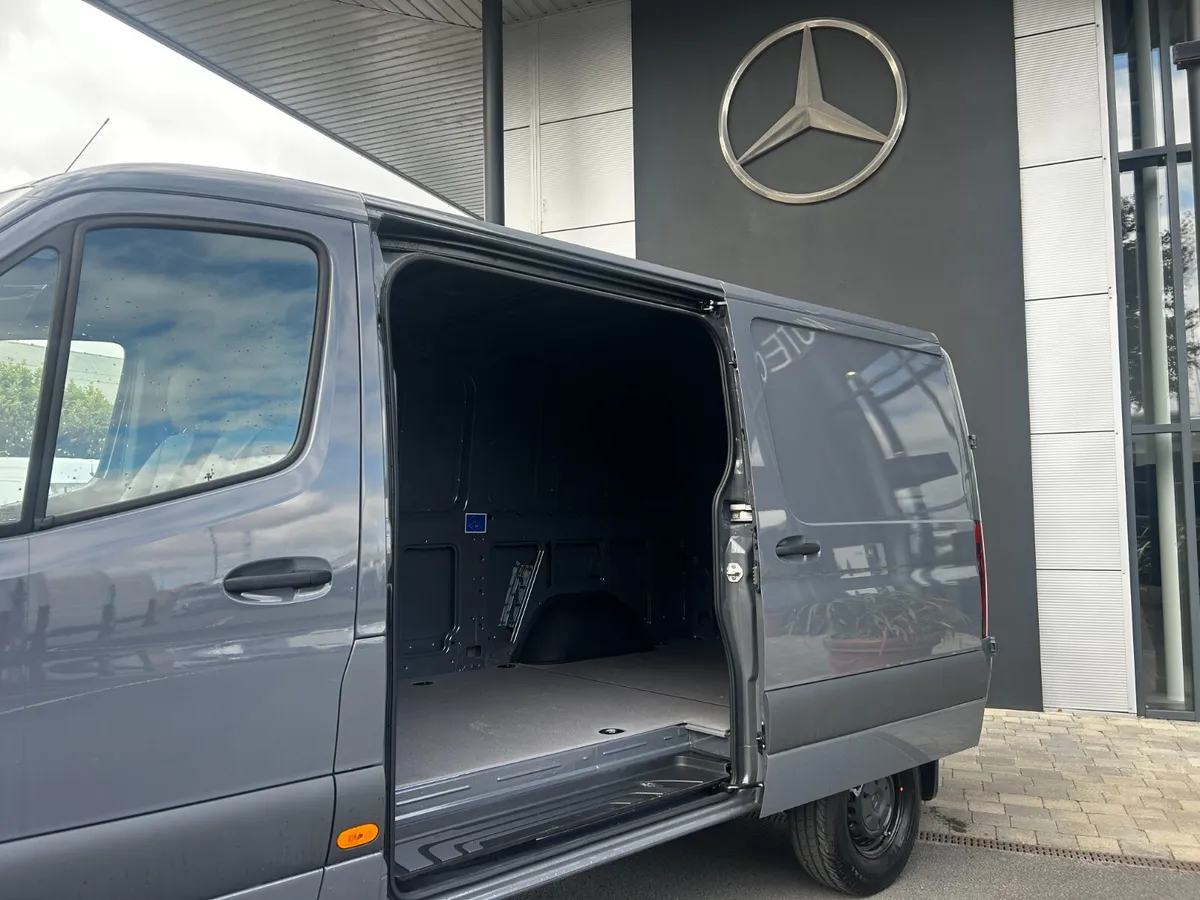 Mercedes-Benz Sprinter 319 4x4 SELECT L2 H1 - Image 4