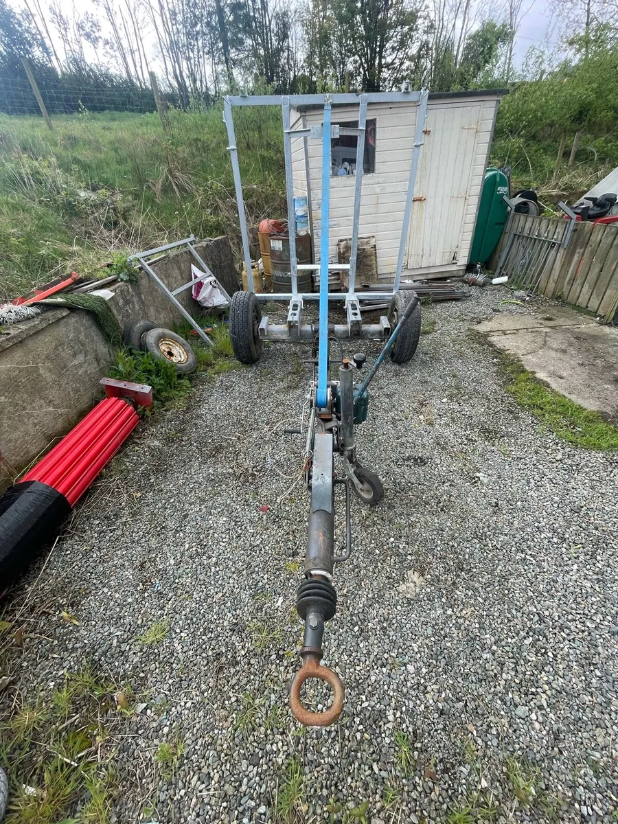 Loading and tipping trailer - Image 3