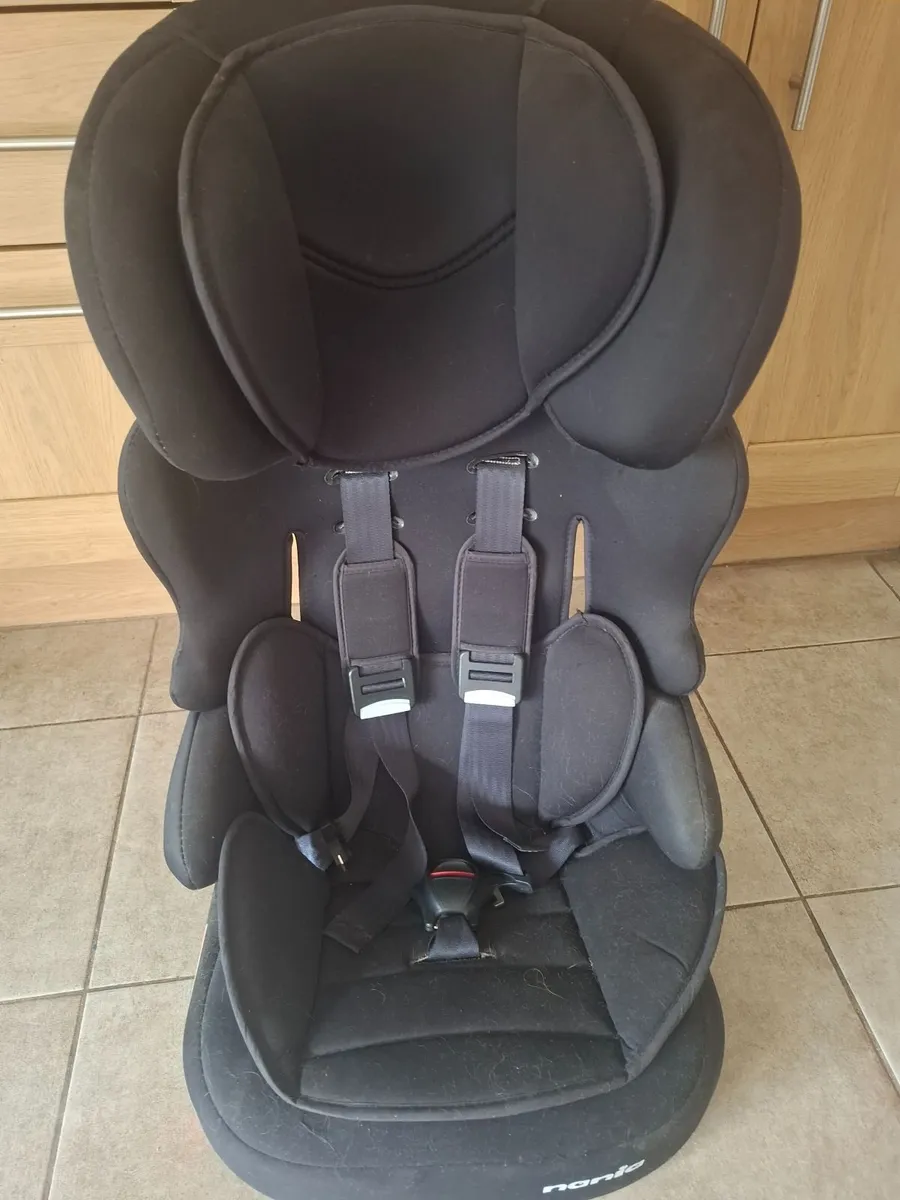 Car seat - Image 2