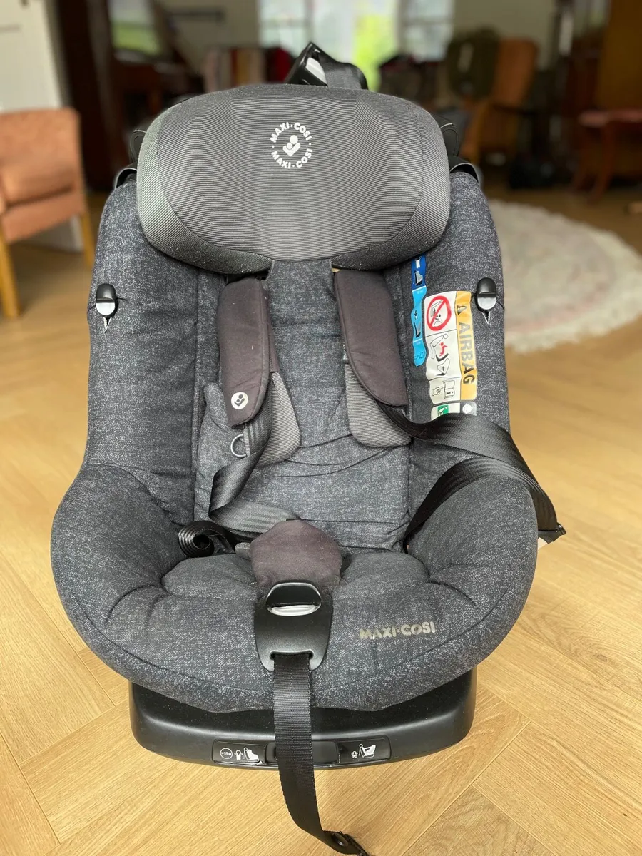 Child car seat - Image 2