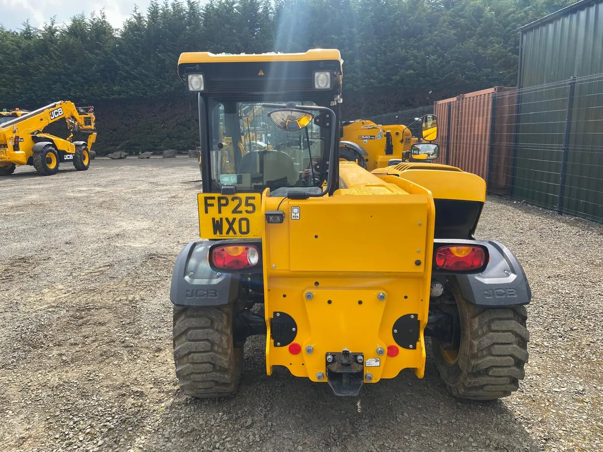JCB 525-60 COMPACT TELEHANDLER YEAR 2025 - Image 3