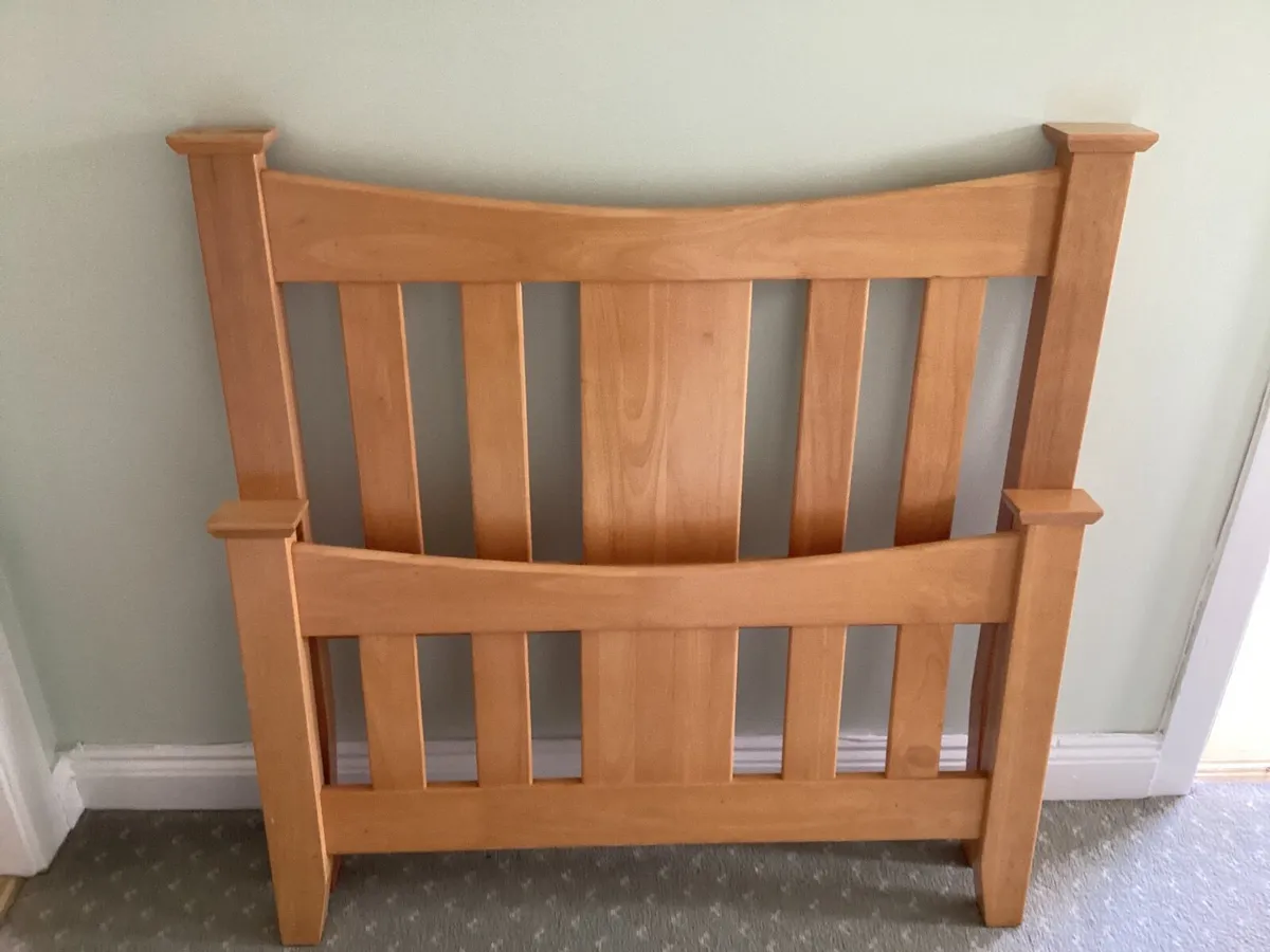 Head Board for bed and mattress - Image 2