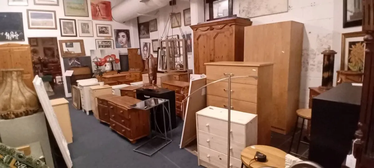 Great Selection Of Bedroom Furniture - Image 1