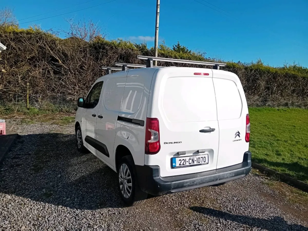 221 Berlingo; English Spec - Image 4