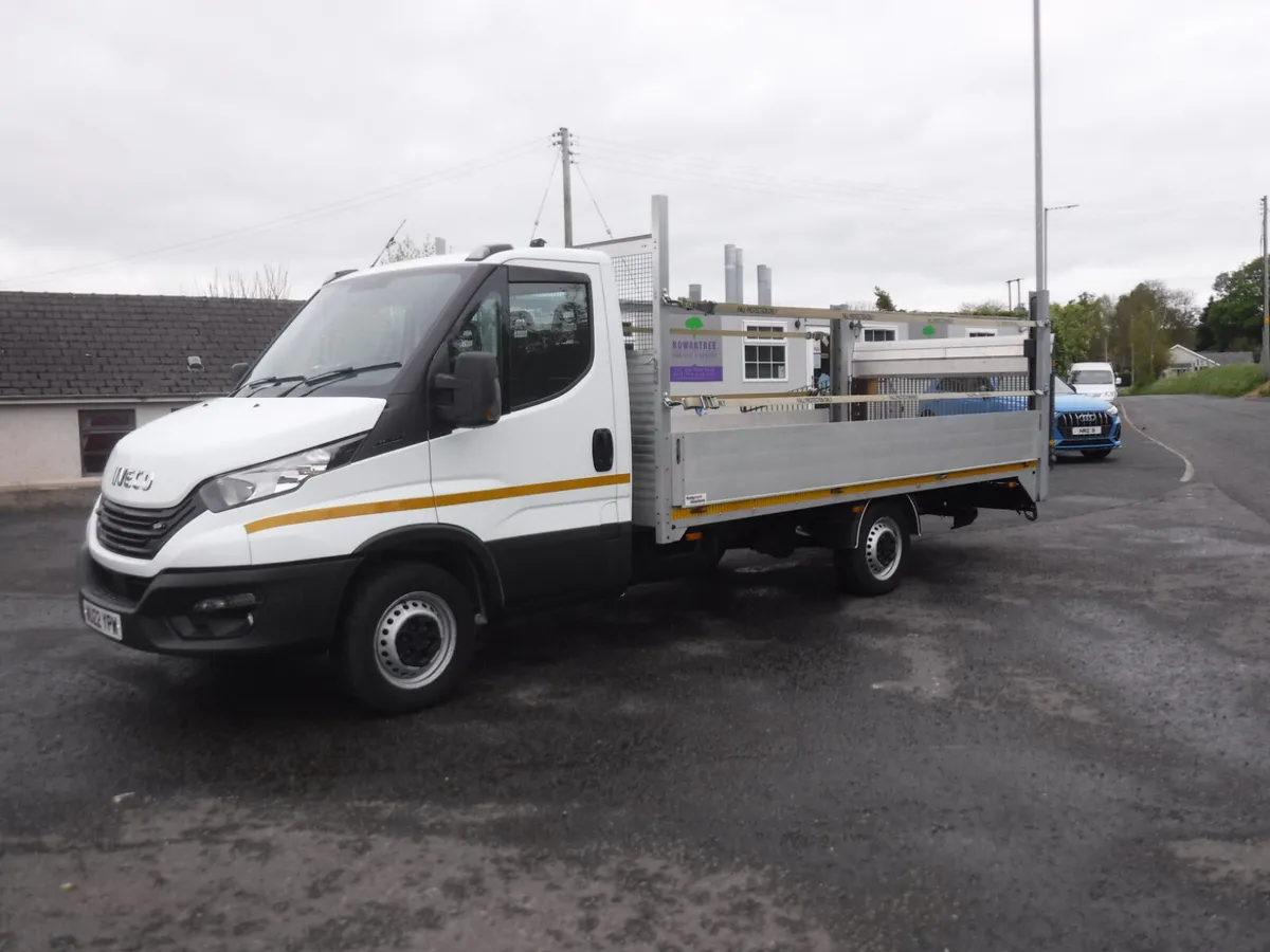 Iveco Daily 35-140 14ft8" dropside 2022, tail lift - Image 1