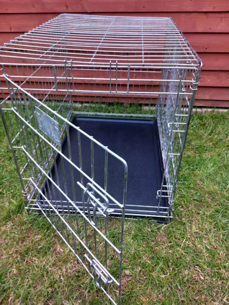 Medium dog travel crate. - Image 2