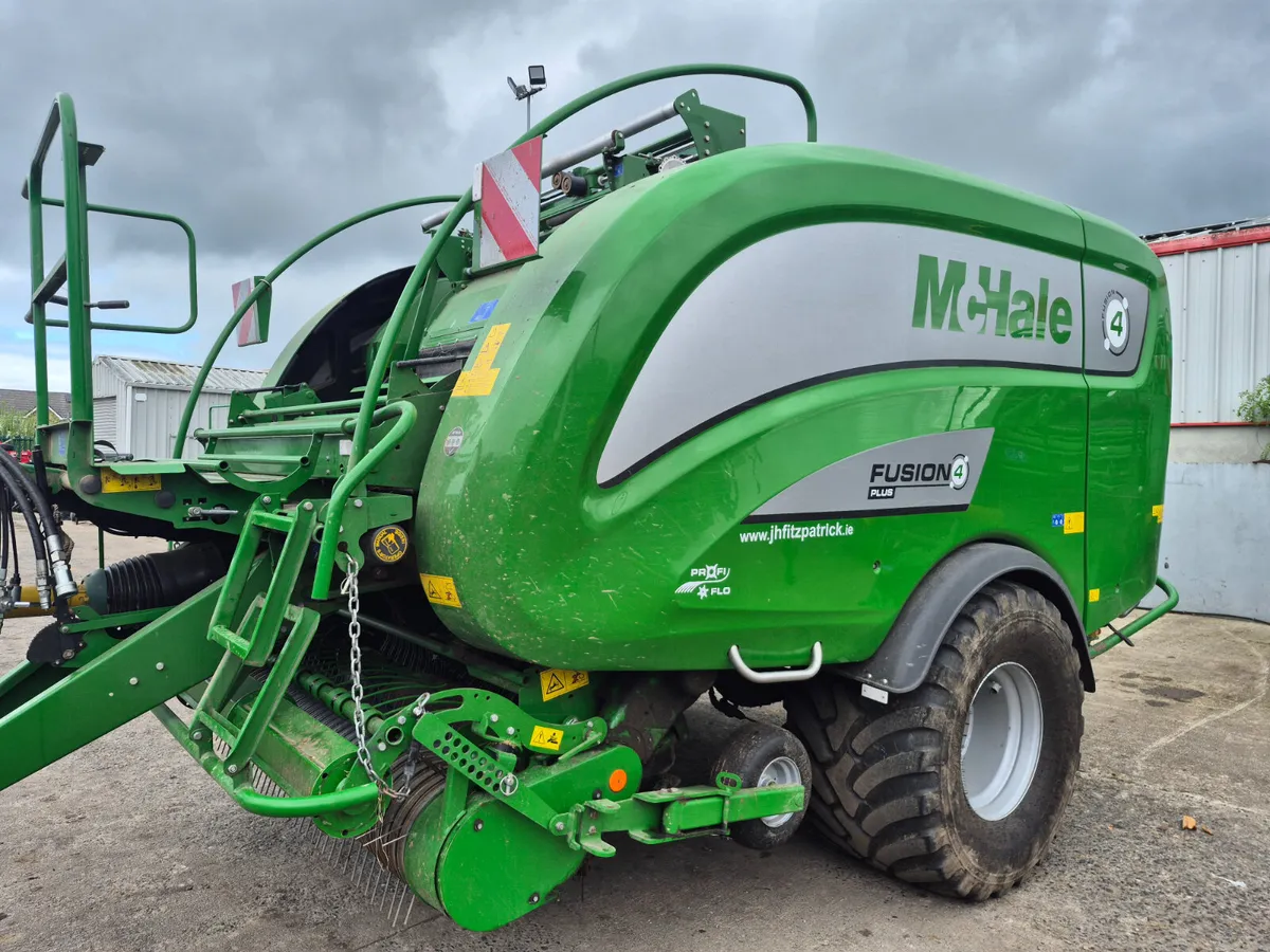 2023 McHale Fusion 4 Plus - Image 2