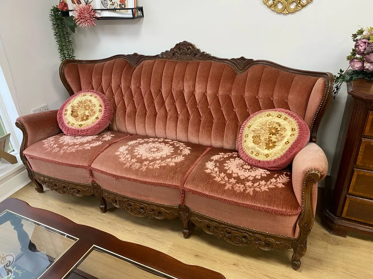 Antique Victorian couch sofa and armchairs - Image 2