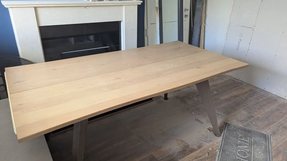 Dining room table - Image 2