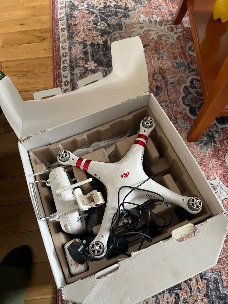 Dji Phantom drone - Image 1