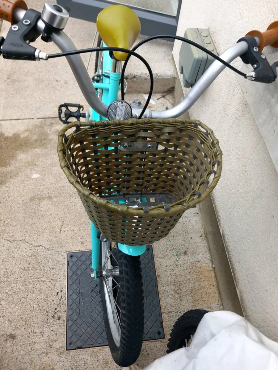 Dawes Lil Kids bike size 18 inch wheels - Image 4