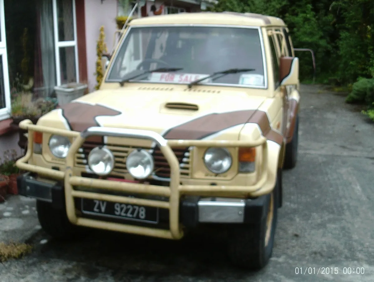Mitsubishi Pajero 1990 - Image 3