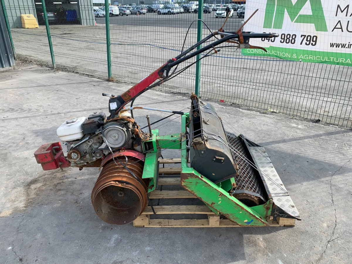 HONDA MARTYNS LAWN SEEDER FOR AUCTION - NAAS - Image 2