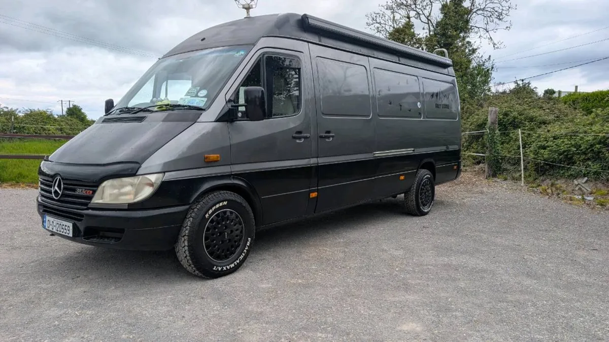 2001 Mercedes Sprinter Camper - Image 1