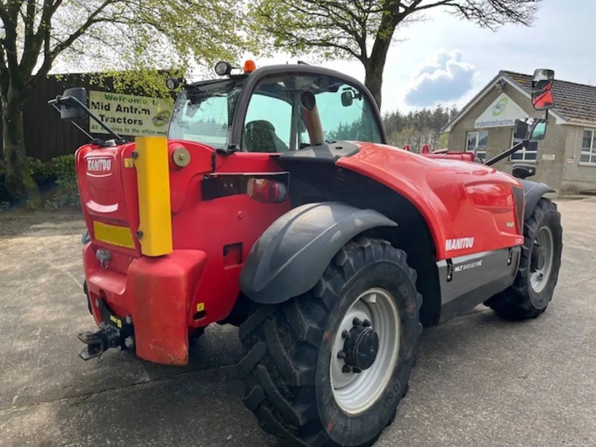 2015 Manitou MLT 840-137 P/Shift Telehandler - Image 4