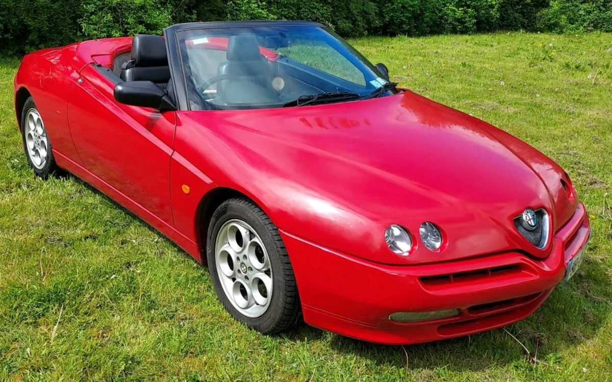 Alfa Romeo Spider - Image 1