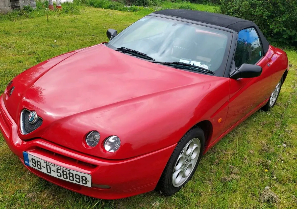 Alfa Romeo Spider - Image 3