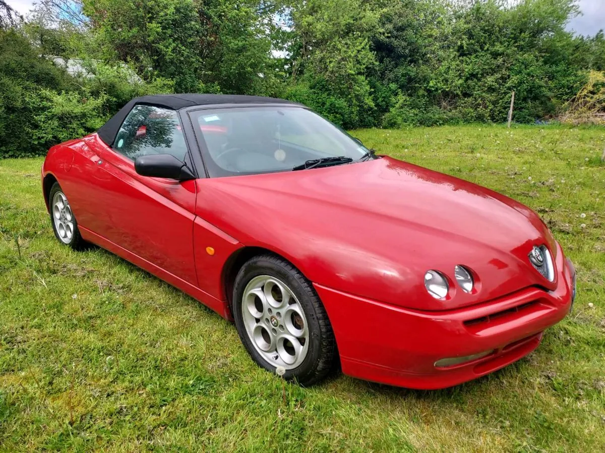 Alfa Romeo Spider - Image 4