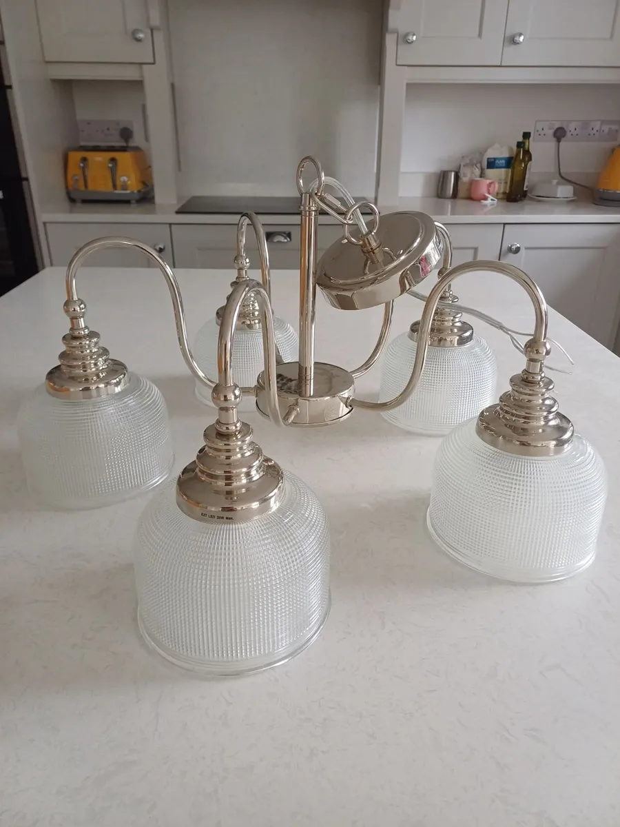Light - Image 1