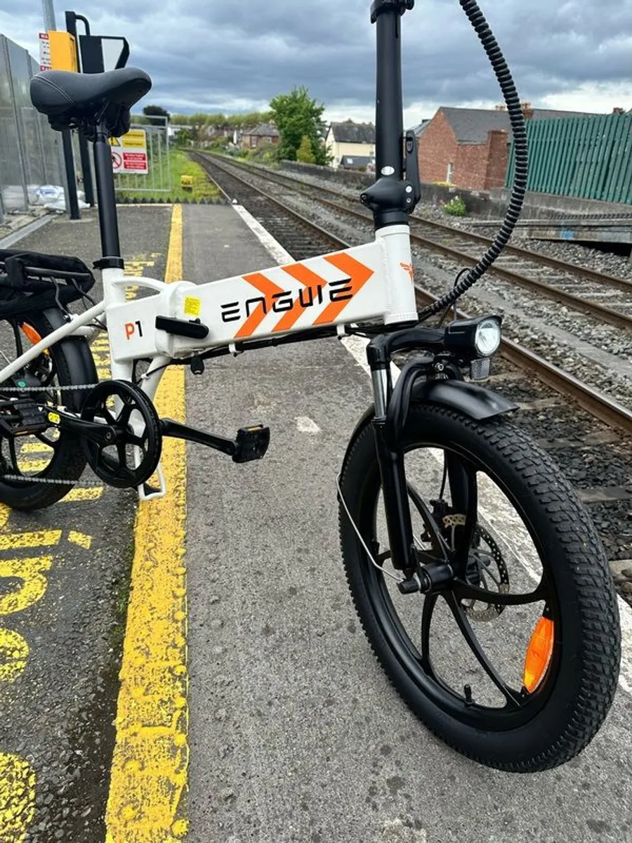 ENGWE P1 , Mint Condition, low mileage, Ready to Ride - Image 3