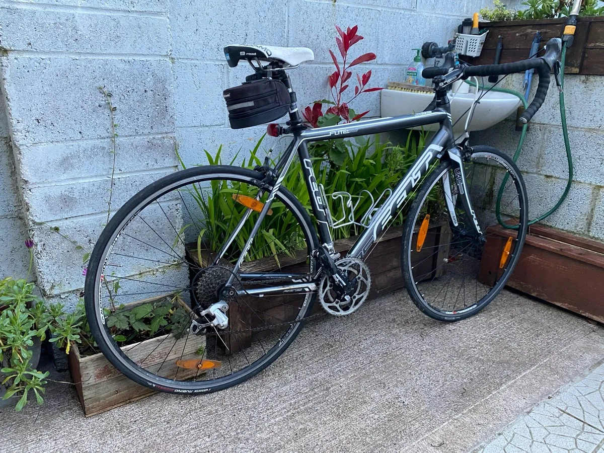 Felt F-LITE 700x25c wheels 21.5 inch frame - Image 4