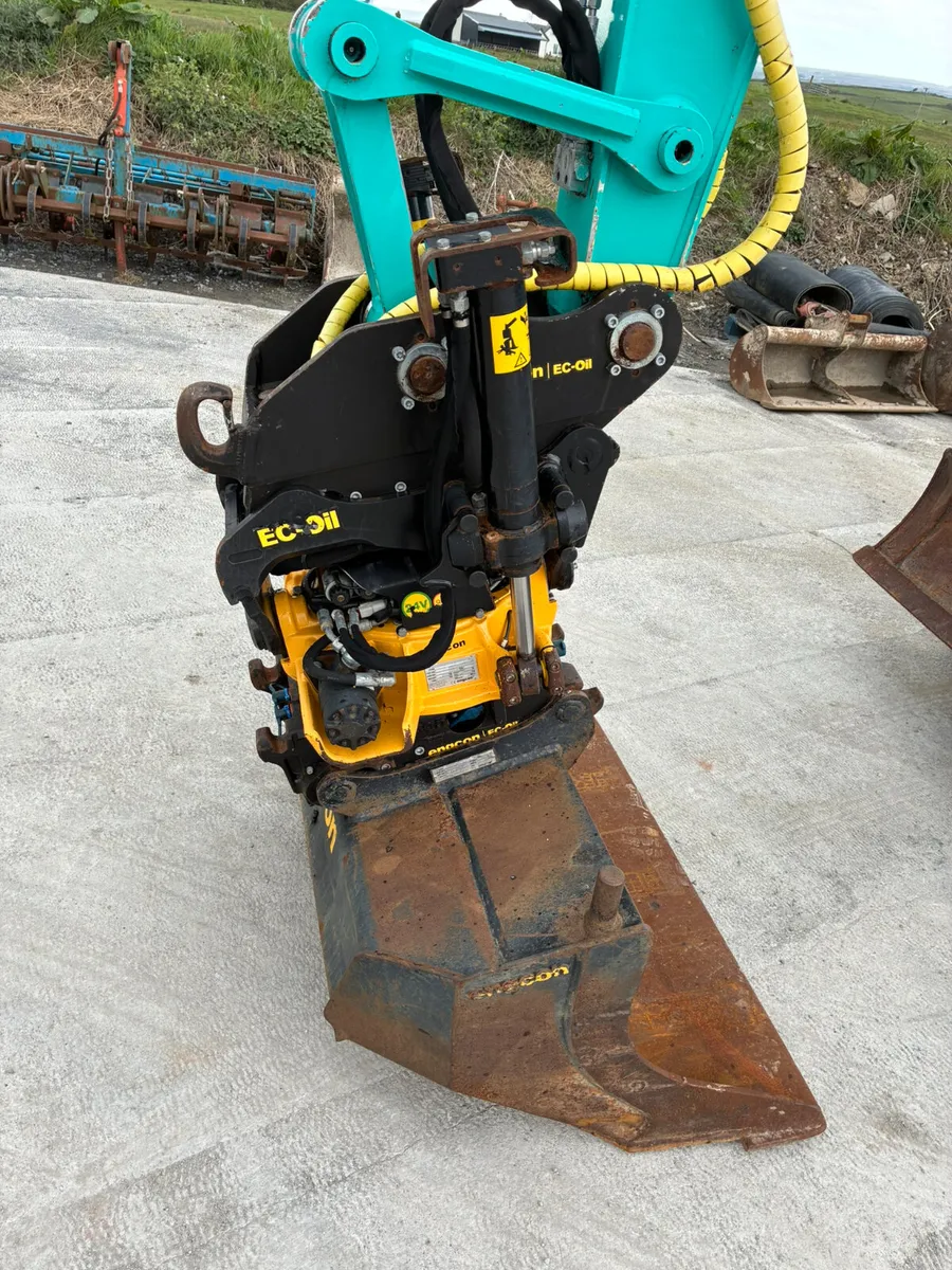 Kobelco SK75SR - Image 3