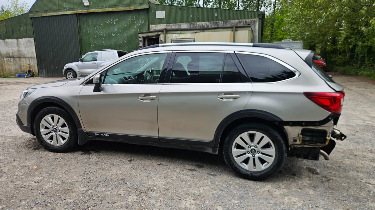 Subaru Outback 2.0D  Lineartronic with Eyesight Au - Image 4