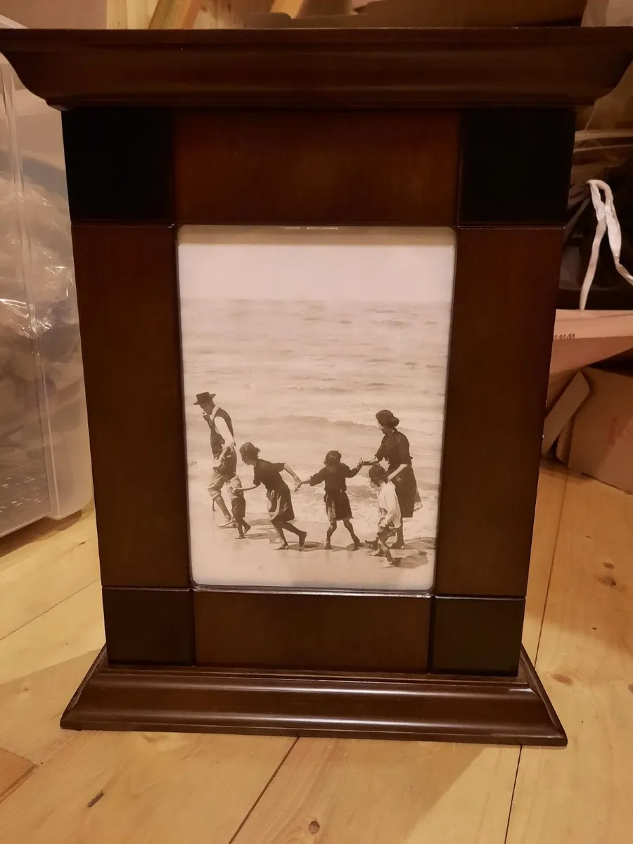 Wooden Key Cabinet with Photo Frame – NEW - Image 1