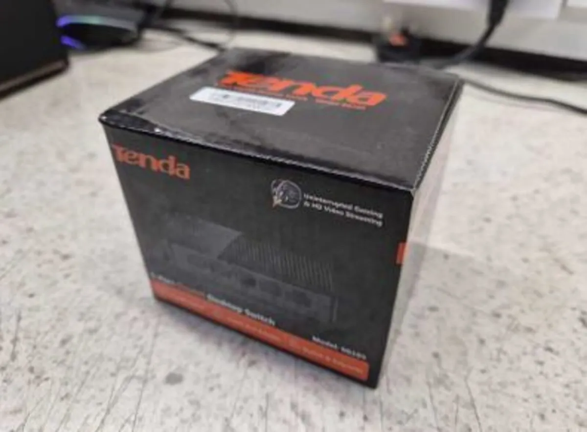 Tenda SG105
