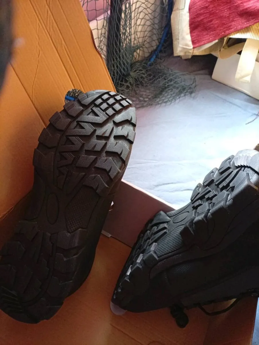 Brand new wading boots - Image 4