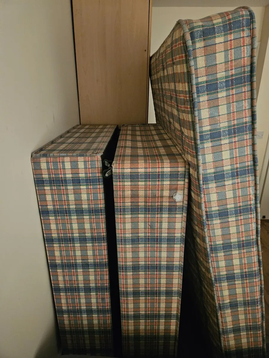 Bed - Image 3
