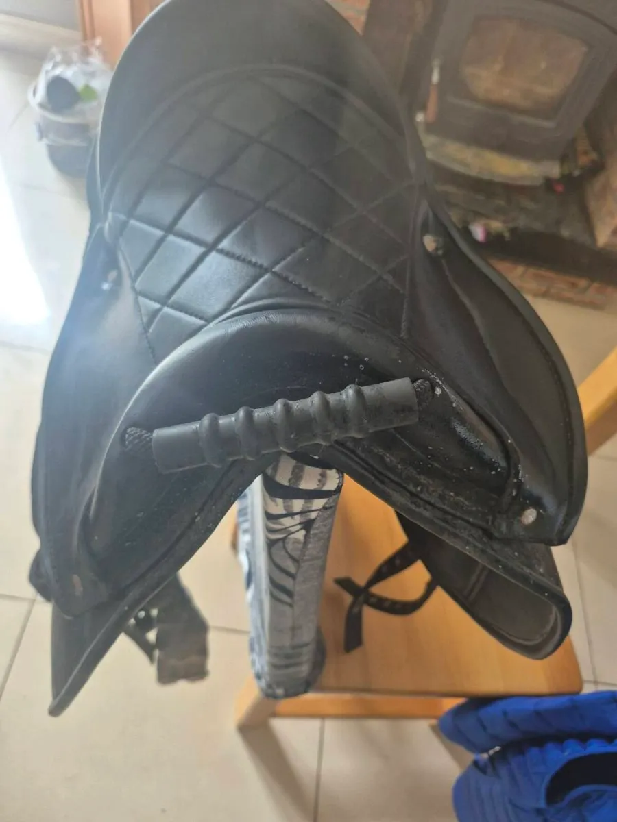 Kids Beginner/ Shetland Saddle - Image 3