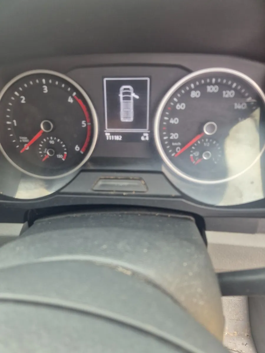 Volkswagen Crafter 2021 - Image 4