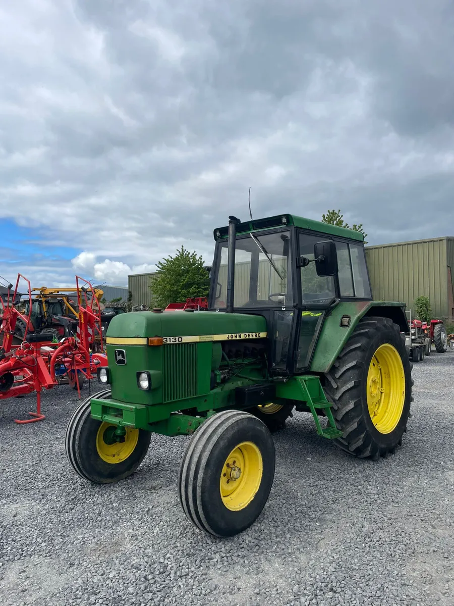 John Deere 3130 - Image 3