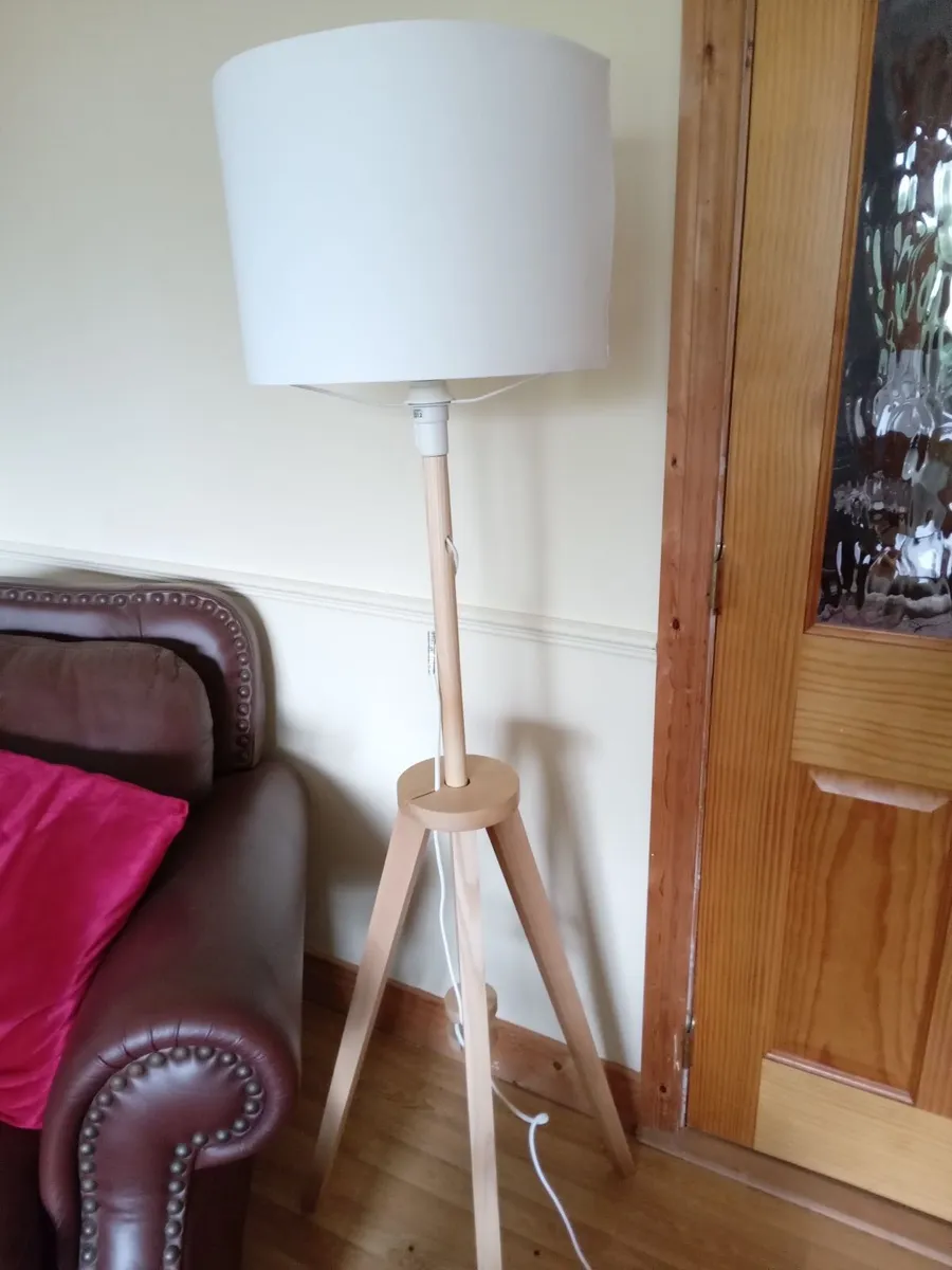 Standard lamp - Image 1