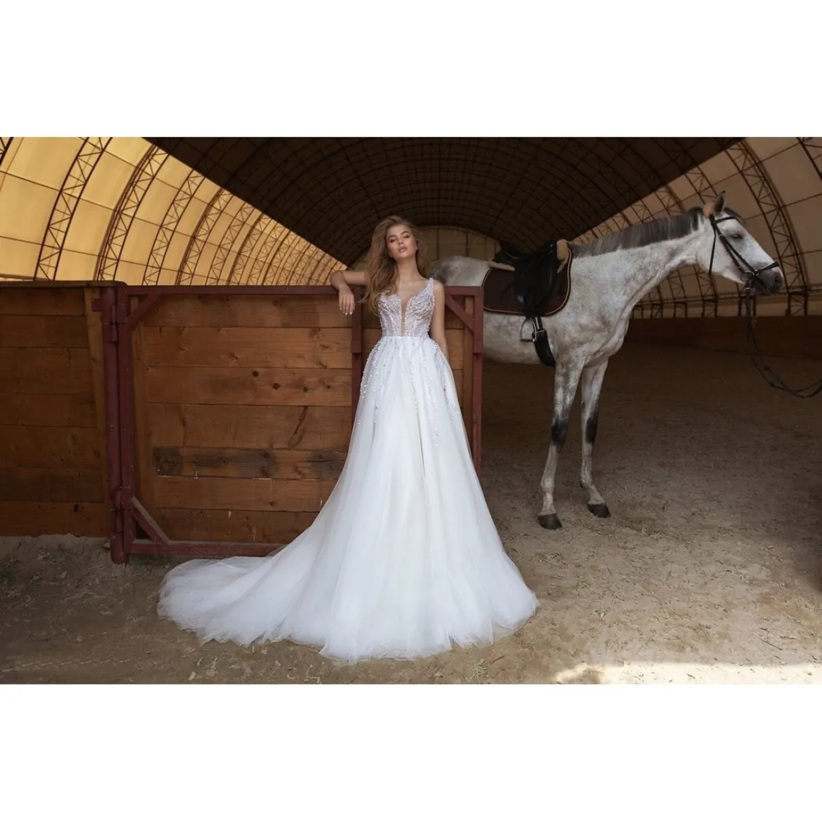 Monreal Wedding dress A-line  color White - Image 2