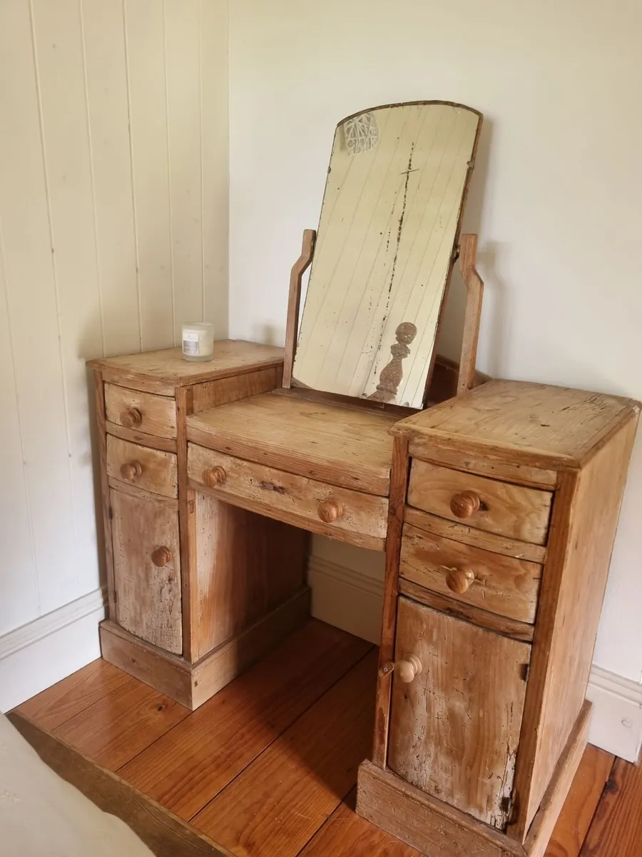 Antique small pine dressing table and mirror - Image 2
