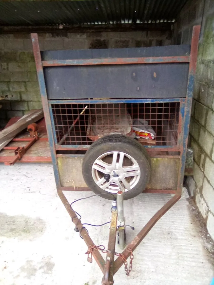 Box.  Trailer - Image 1